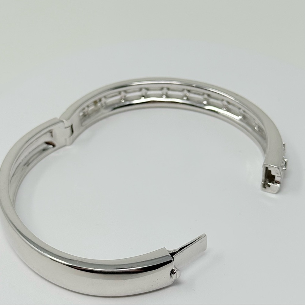 Nadri Silver Tone Crystal Hinged Bangle Bracelet Art Deco Openwork Pavé - Picture 10 of 16